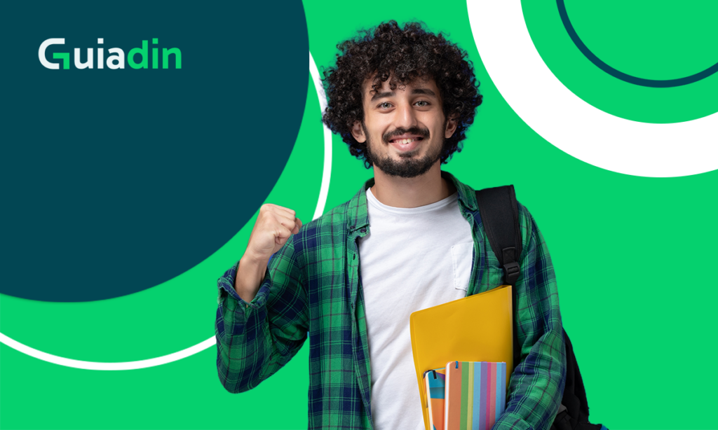 Estudantes do CadÚnico têm direito a novo auxílio de R$ 700