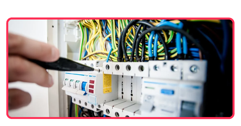 Formación SEPE de electricista industrial