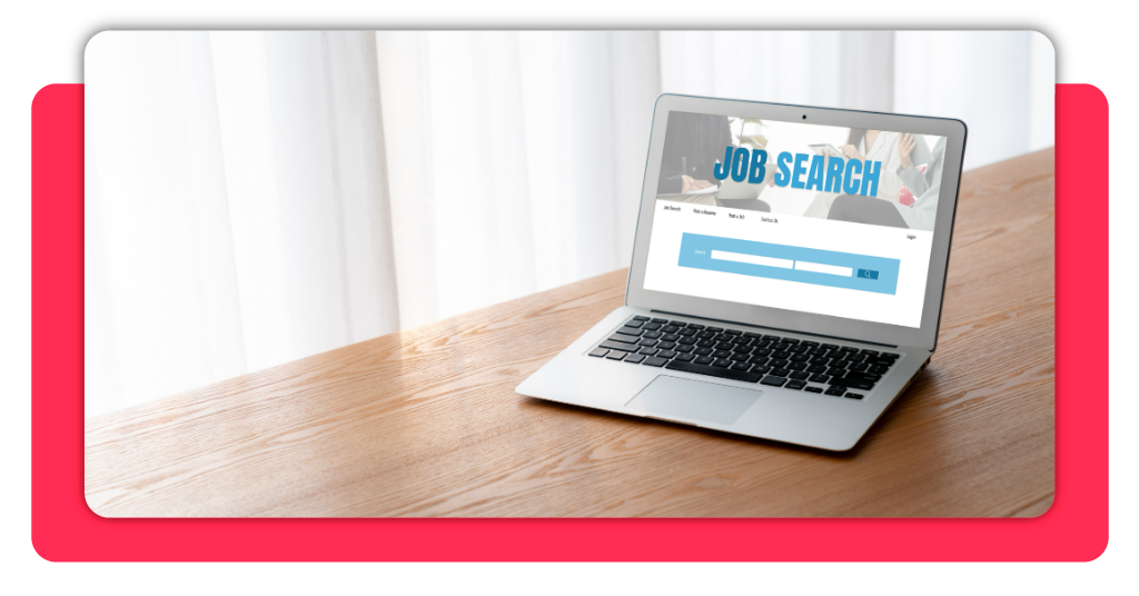 Las plataformas de empleo digital actualizan diariamente sus ofertas para monitores de transporte, abriendo canales accesibles para la inserción laboral.