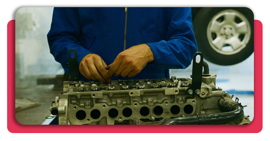 Aprende mecánica de motores desde cero con este curso gratuito 1 El curso gratuito de mecánica de motores enseña a identificar componentes, realizar montajes y comprender el funcionamiento del motor desde un enfoque práctico