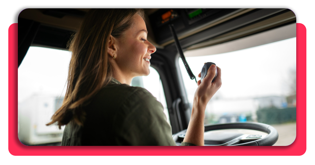 Mujeres conducen autobuses: curso gratis para empezar 1 Las mujeres conducen autobuses están revolucionando el transporte: España lidera en Europa en número de conductoras y el sector necesita más talento femenino